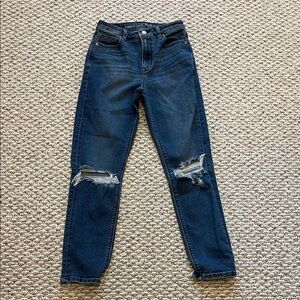 American Eagle Outfitters Women's Dark Blue Distressed Mom Jeans